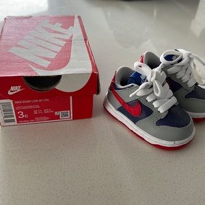 Nike Dunk Low Size 3c